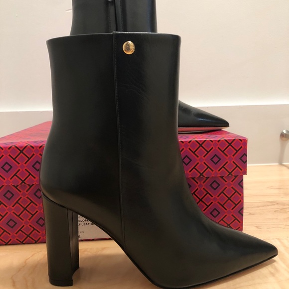 BRAND NEW TORY BURCH BLACK BOOTIES. - Picture 3 of 3
